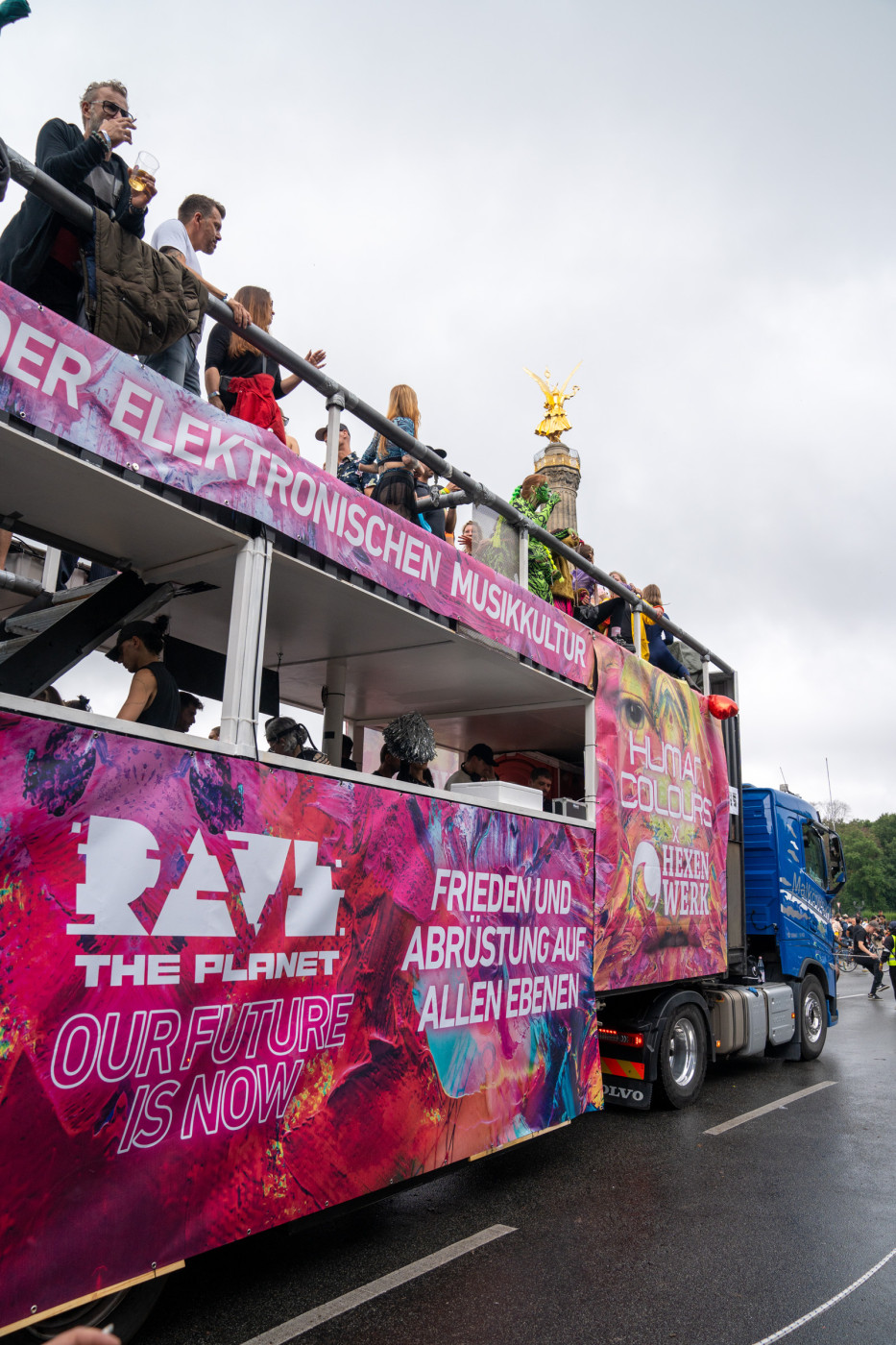 Elad Itzkin Photography - Humen Colours - Rave the Planet - Berlin - ELD06058.jpg — Elad Itzkin