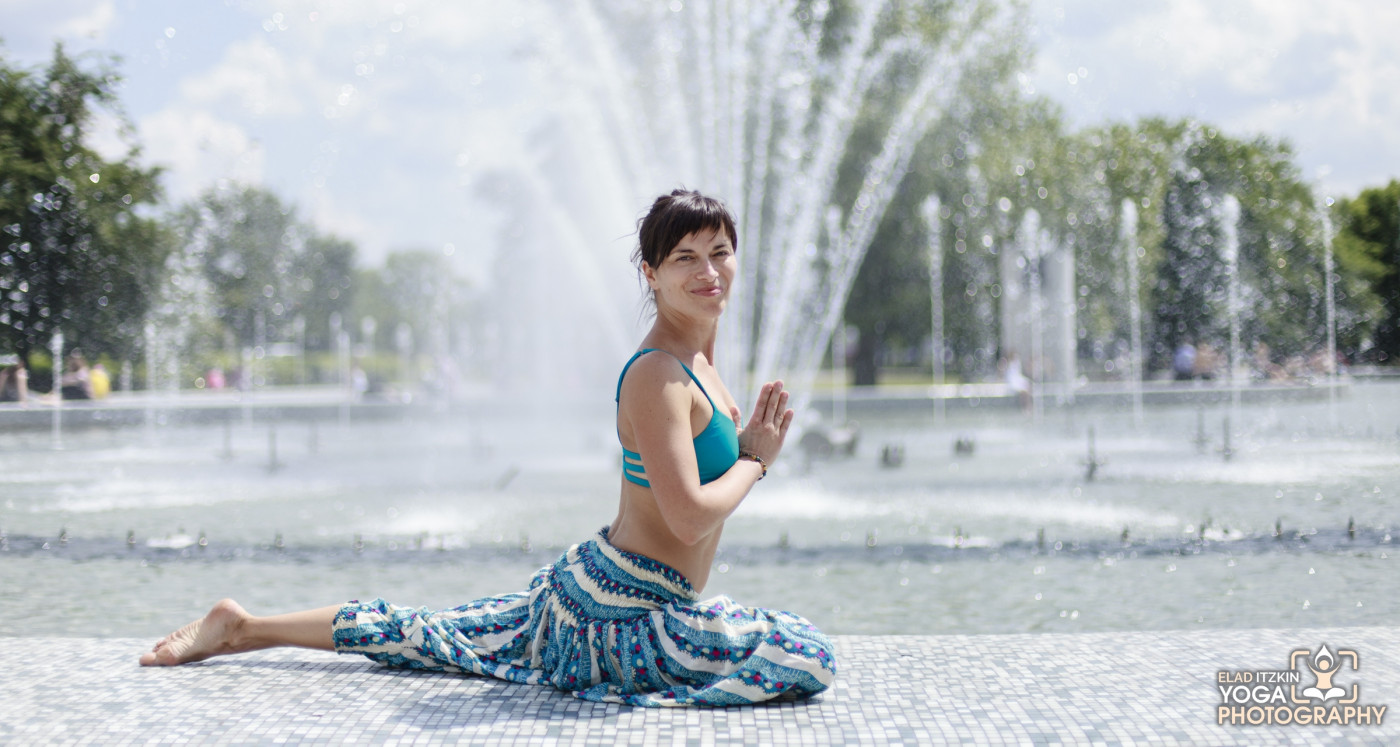 Agnieszka-Kowalska-Yoga-Photos-in-Warsaw-Poland-Elad-Itzkin-Yoga-Photography-0322.jpg