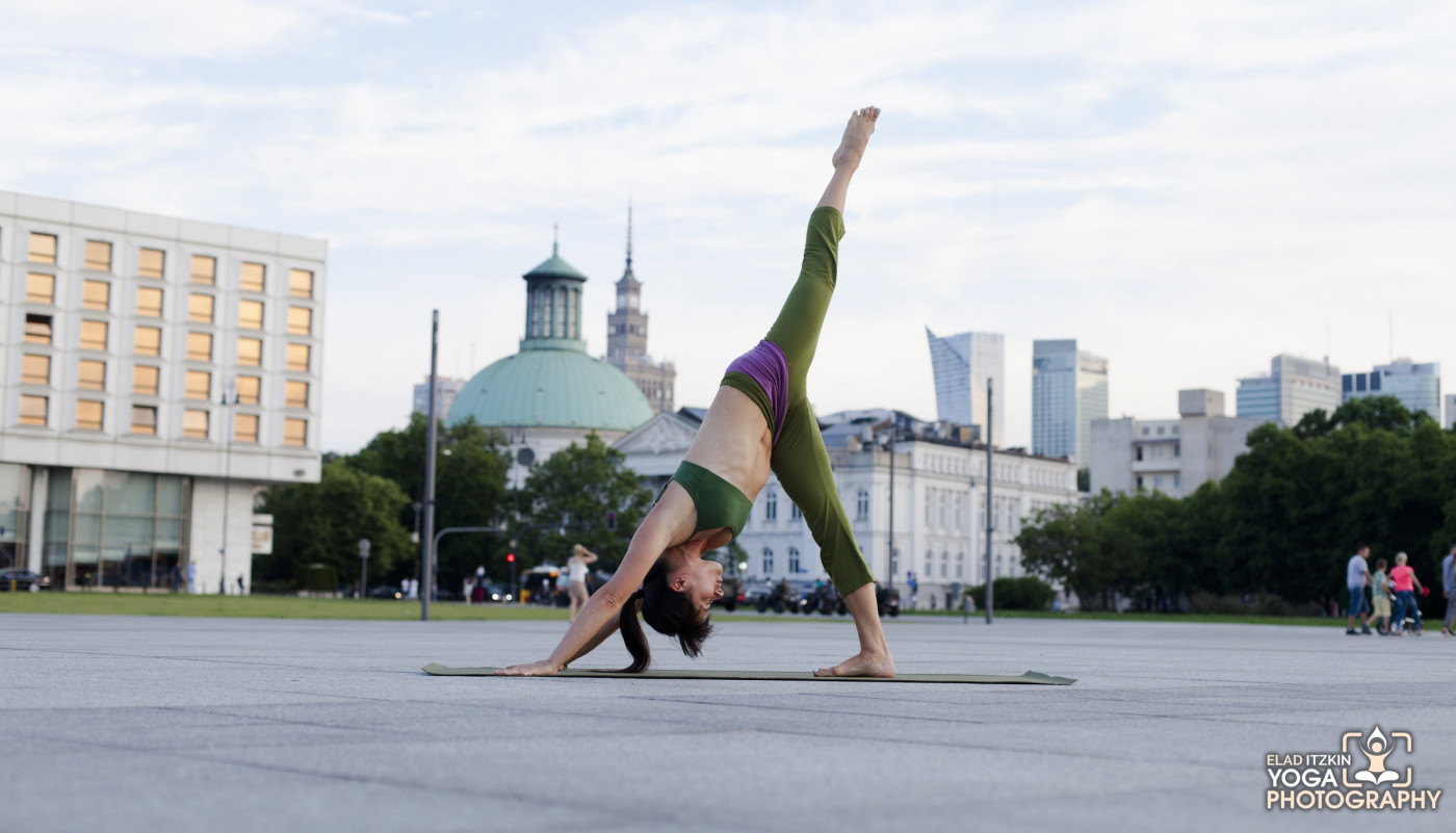 Agnieszka-Kowalska-Yoga-Photos-in-Warsaw-Poland-Elad-Itzkin-Yoga-Photography-0636.jpg