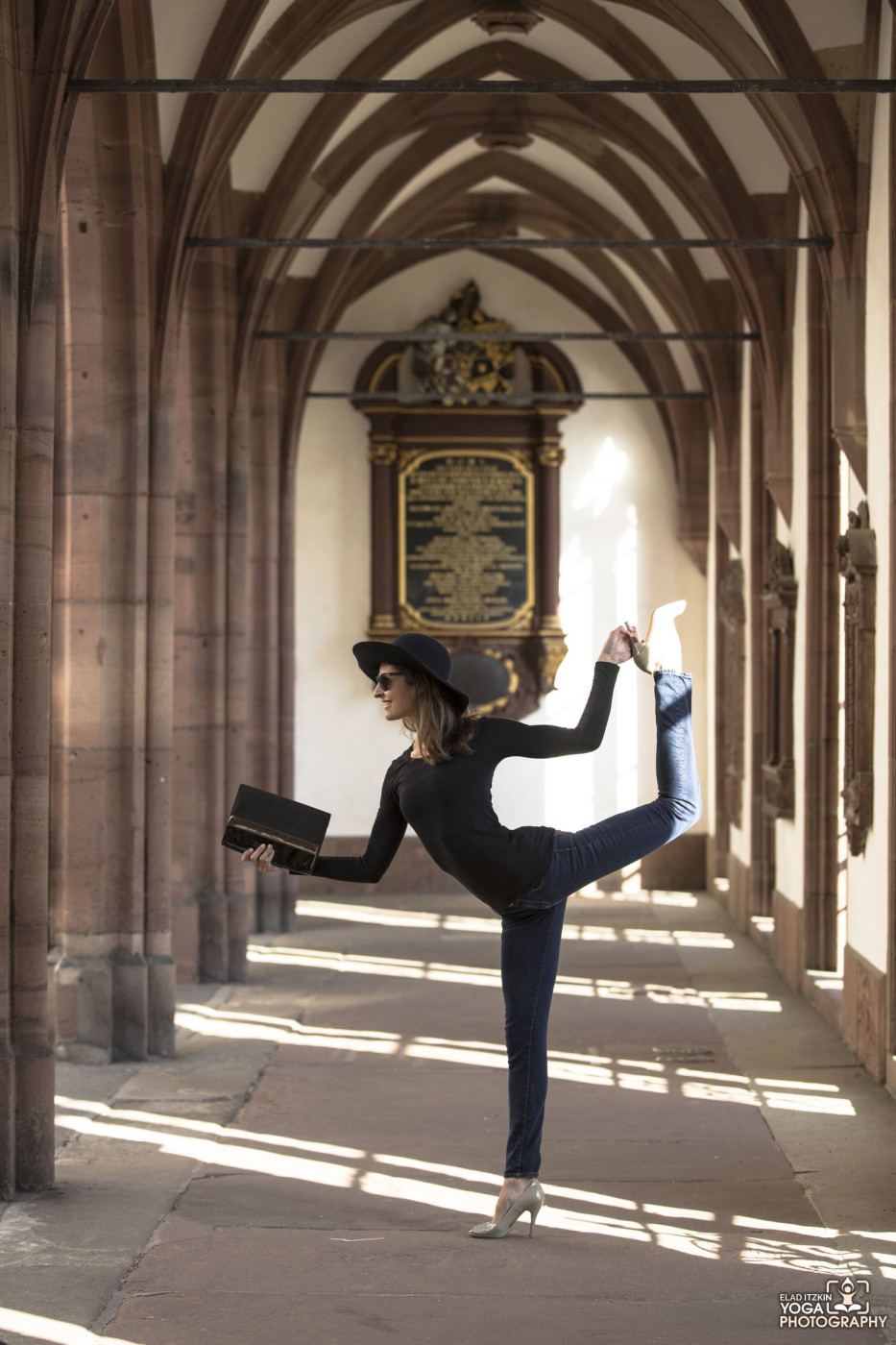 Elad-Itzkin-Yoga-Photography-Anna-Kiyhankhadiv-ELAD9578.jpg
