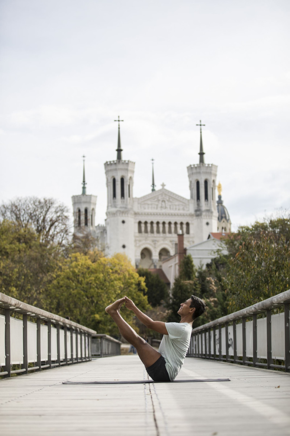 Elad-Itzkin-Yoga-Photography-Carlos-Sanchespinoza-8313.jpg