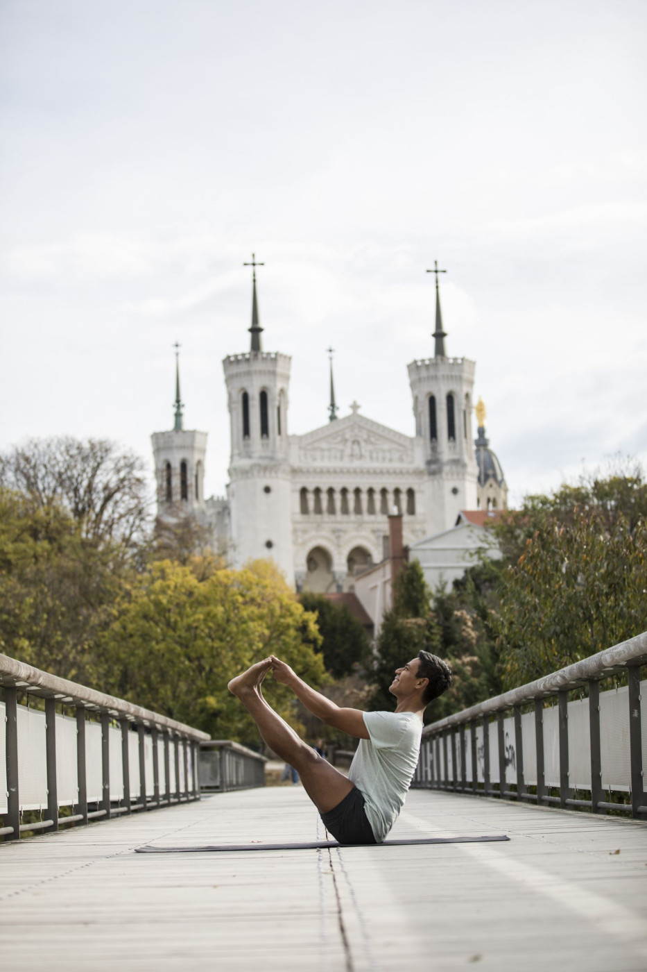 Elad-Itzkin-Yoga-Photography-Carlos-Sanchespinoza-8314.jpg