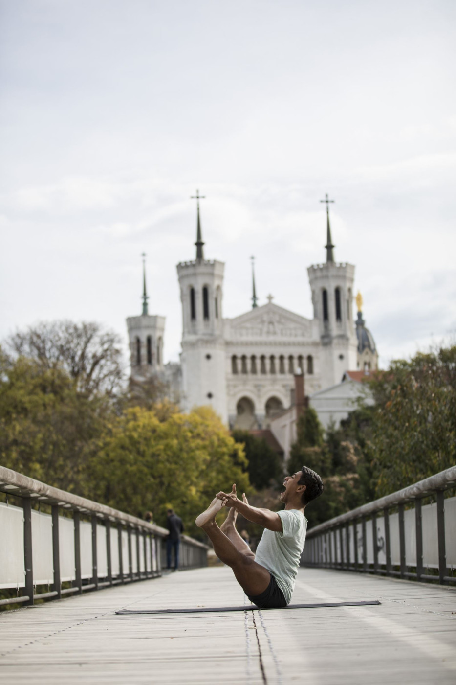 Elad-Itzkin-Yoga-Photography-Carlos-Sanchespinoza-8320.jpg