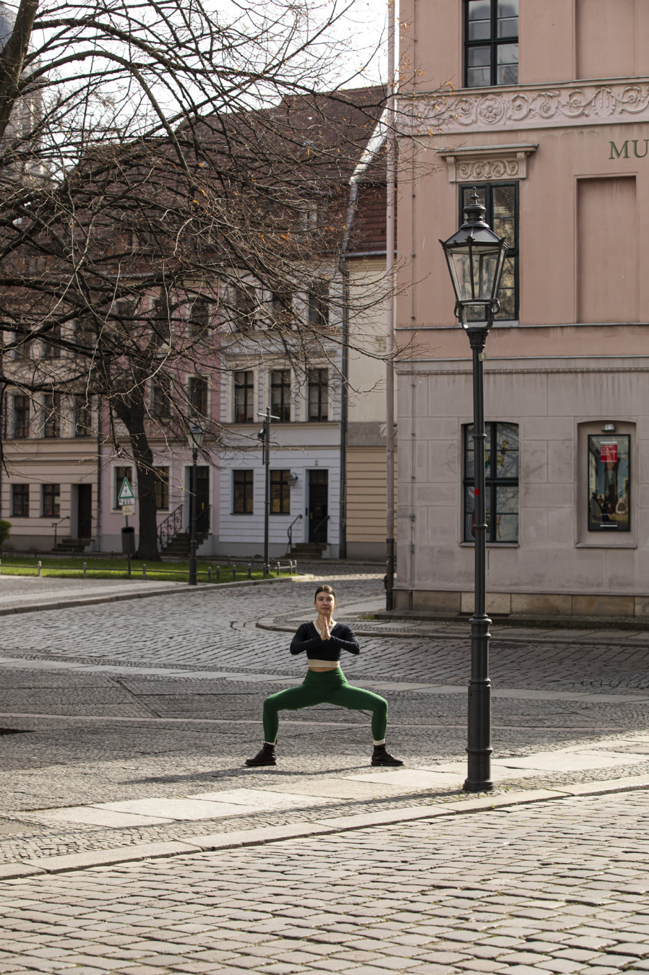 Elad-Itzkin-Yoga-Photography-Elvyra-Yoga-Berlin-ELAD0095.jpg