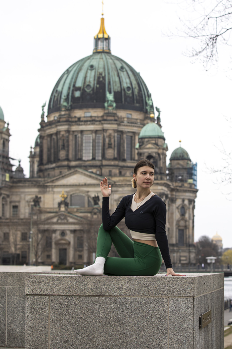 Elad-Itzkin-Yoga-Photography-Elvyra-Yoga-Berlin-ELAD0155.jpg