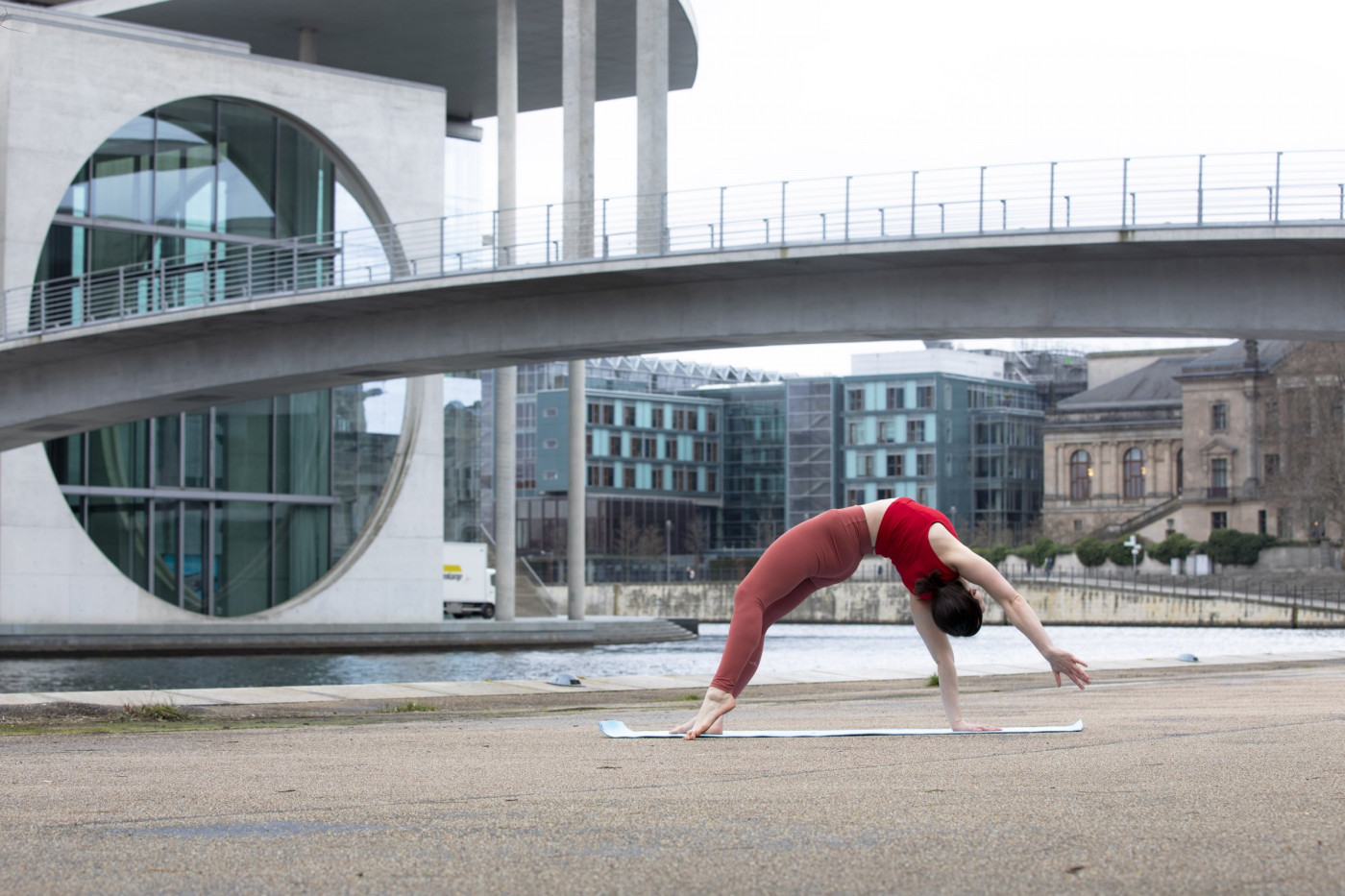 Elad-Itzkin-Yoga-Photography-Jessica-Jhotiyoga-Berlin-Germany-ELAD8559.jpg