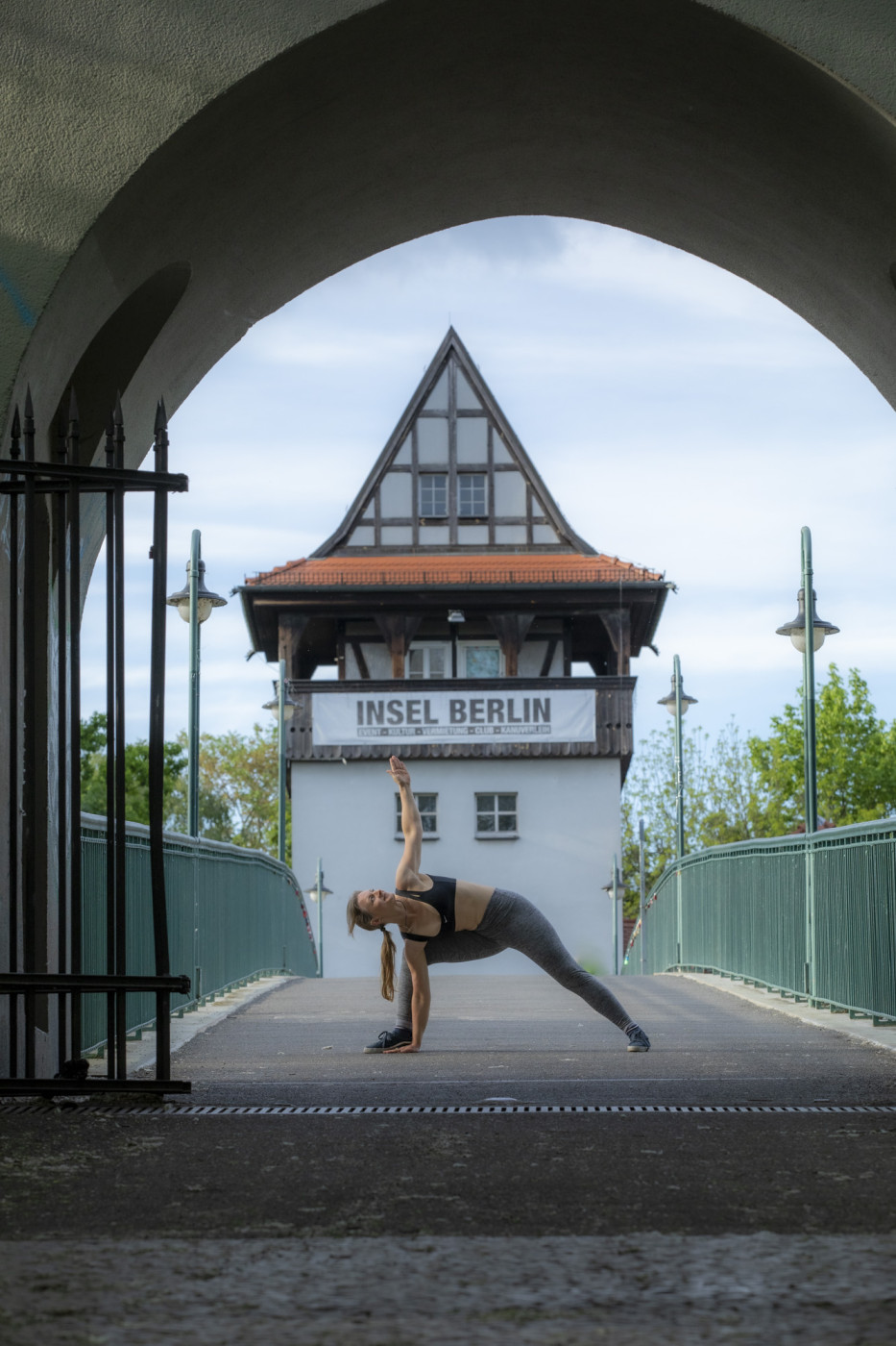 Elad Itzkin Yoga Photography - Kerstin Haag - Berlin - elad0824.jpg