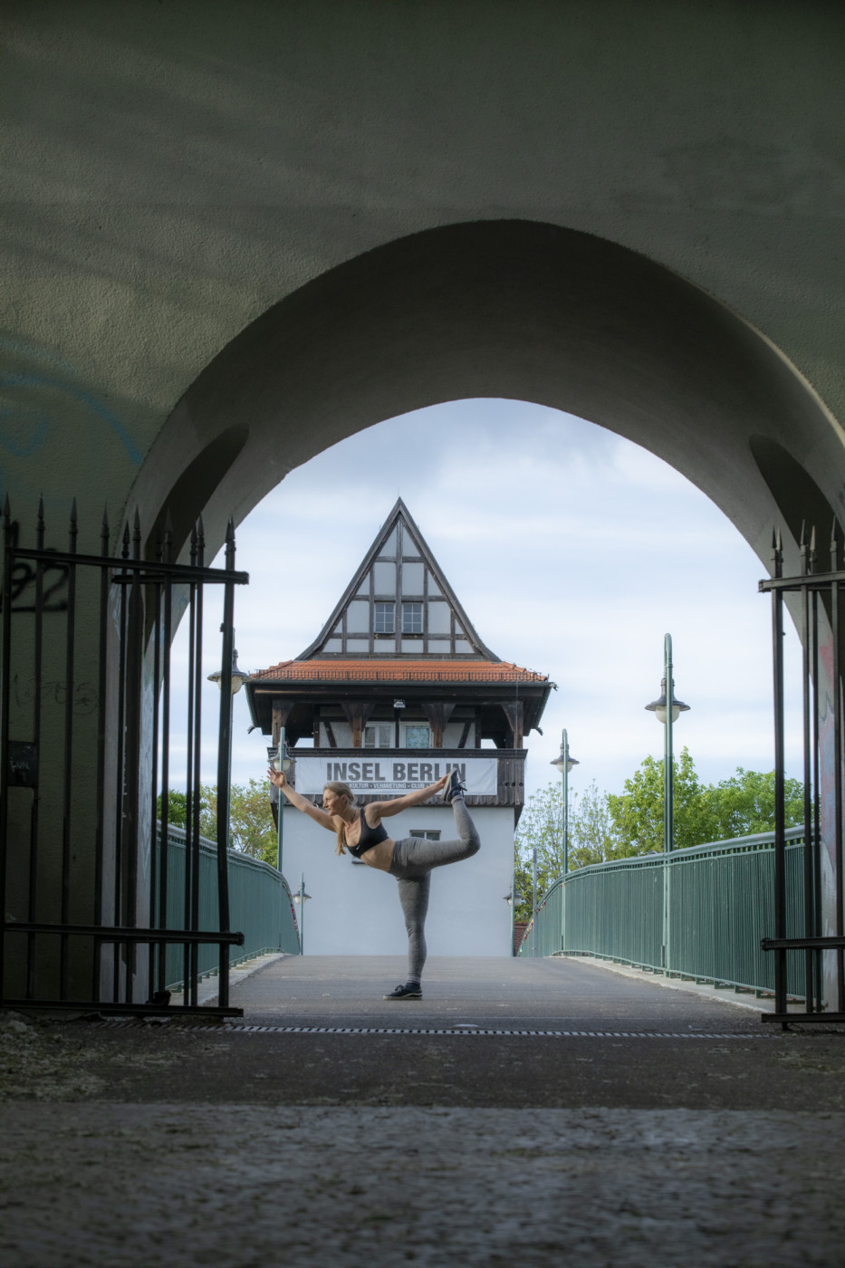 Elad Itzkin Yoga Photography - Kerstin Haag - Berlin - elad0835.jpg