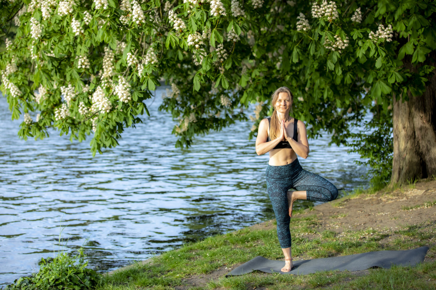 Elad Itzkin Yoga Photography - Kerstin Haag - Berlin - elad1010.jpg