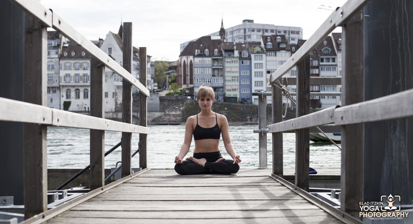 Livia-Yoga-Photos-in-Basel-Switzerland-Elad-Itzkin-Yoga-Photography-0151.jpg