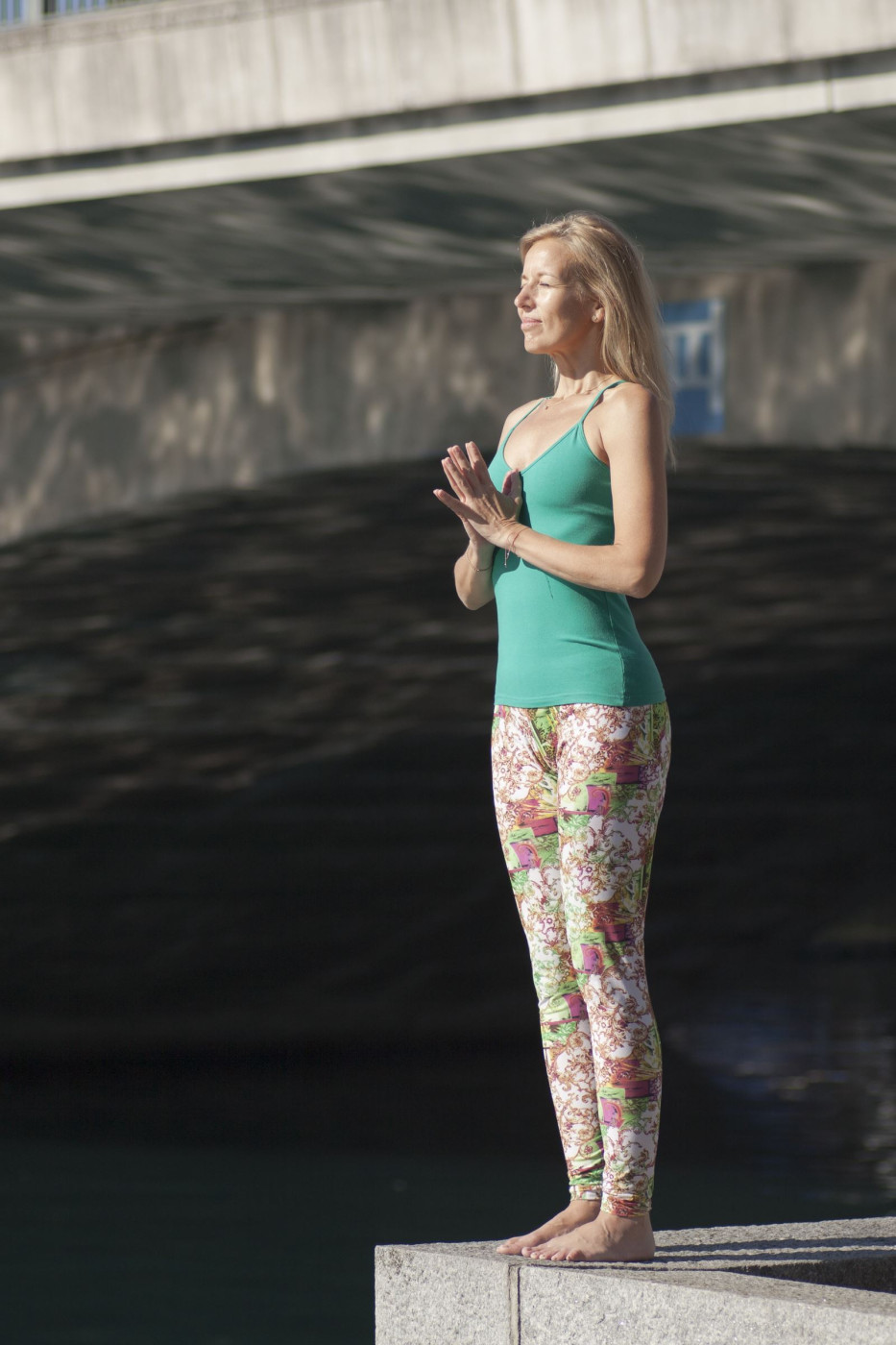 Maeva-Fages-Yoga-Geneva-Switzerland-Elad-Itzkin-Yoga-Photography-0645.jpg